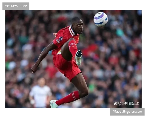 利物浦高位防线转身慢弱点五次被长传打击 科纳特补位意识下滑 利物浦高位防线转身慢弱点五次被长传打击 科纳特补位意识下滑